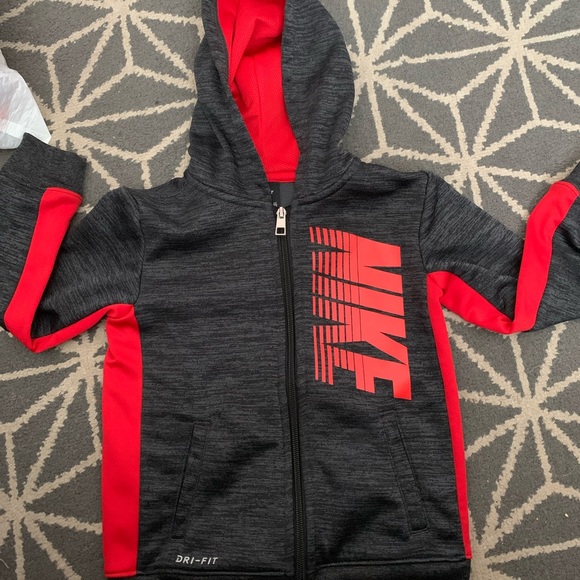 Nike Other - Boys jogger set